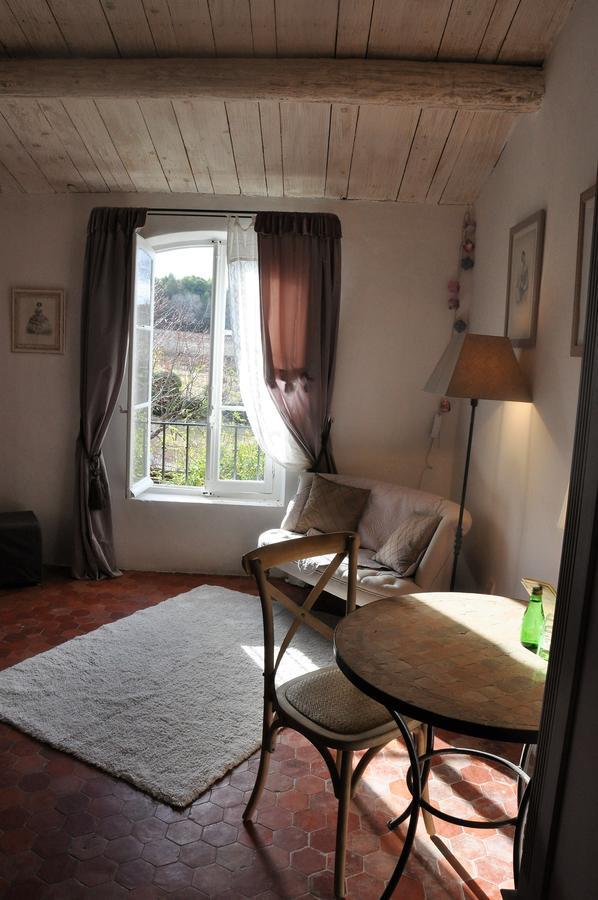 Bed and Breakfast Le Mas En Provence Entrechaux Exteriér fotografie